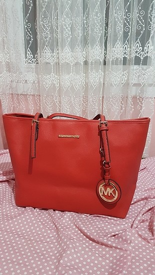 Michael Kors kırmızı shopping çanta