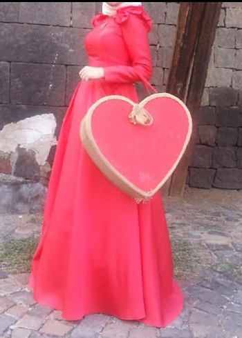 Uzun Kollu Kırmızı Tesettür Abiye Elbise - Görsel 2