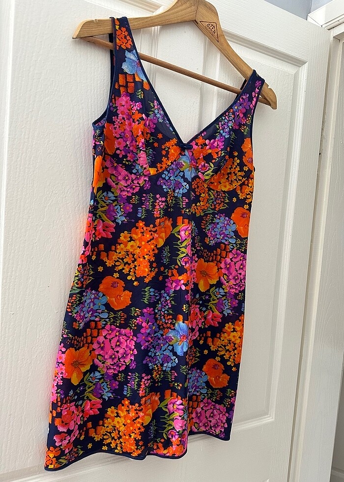 Renkli elbise - Görsel 2