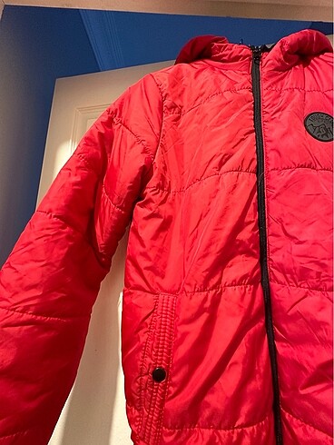Kırmızı mont - Görsel 2