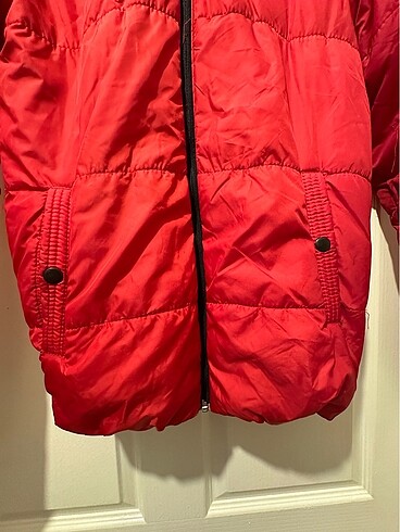 Kırmızı mont - Görsel 7