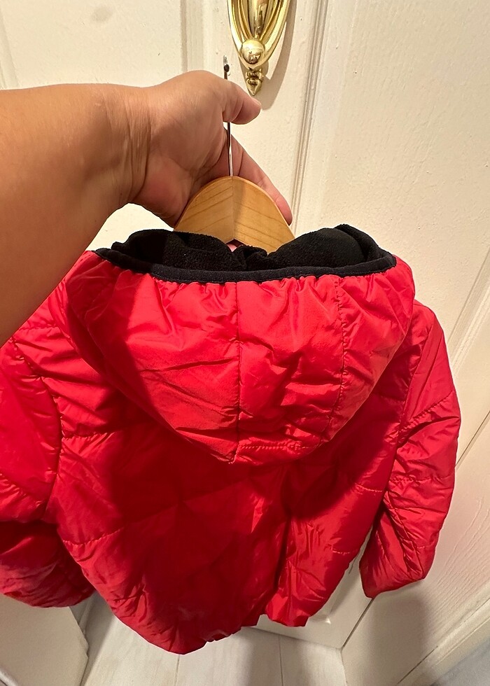 Kırmızı mont - Görsel 3