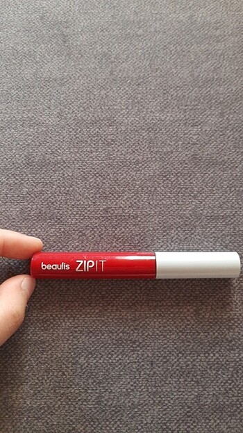 Beaulis zıpıt ruj
