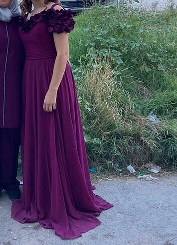 Abiye elbise çiçekli