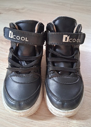 Siyah Kız Çocuk Spor Ayakkabı Velcro