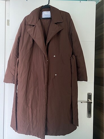 Bershka Şişme mont