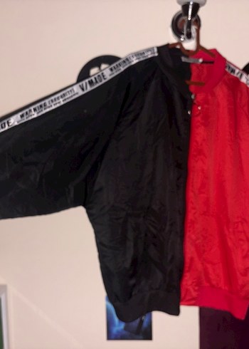 Kırmızı Siyah Baskılı Uzun Kollu Ceket - Görsel 2