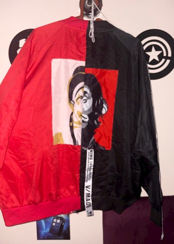 Kırmızı Siyah Baskılı Uzun Kollu Ceket - Görsel 3