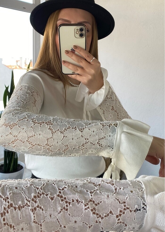 Kol Detaylı Bluz - Görsel 2