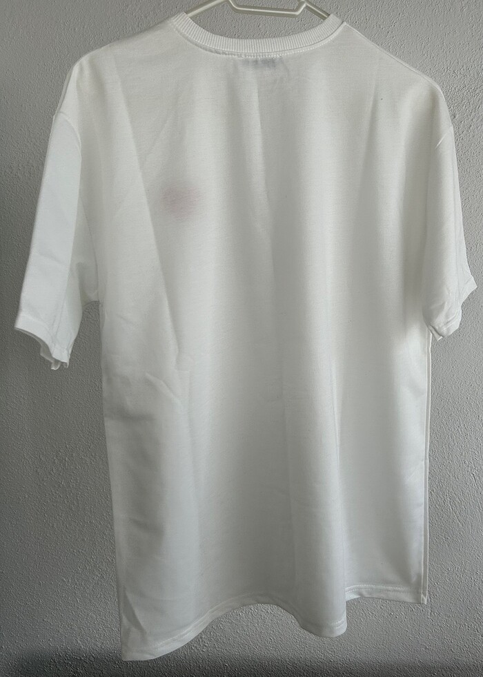 Beyaz Kalpli Tişört - Görsel 2