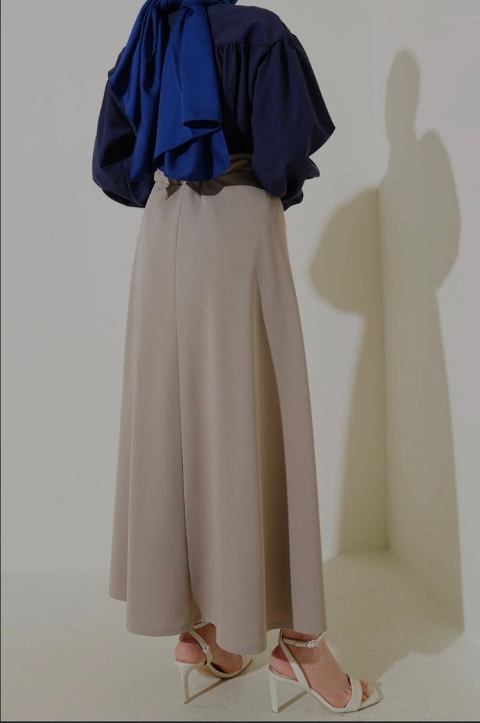 Bel Lastikli Çan Etek Latte krem bej tesettür - Görsel 3