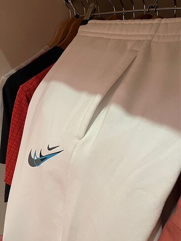 Nike Fleece ''Triple Swoosh Graphic'' - Görsel 5
