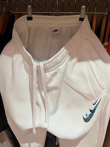 Nike Fleece ''Triple Swoosh Graphic'' - Görsel 3