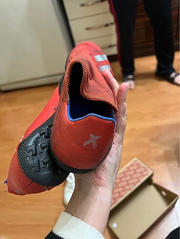36 Beden kırmızı Renk Adidas Kırmızı Krampon