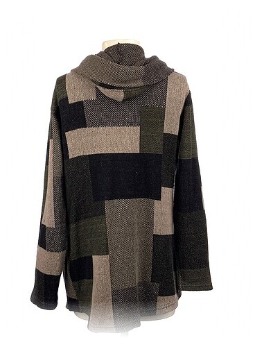 m Beden PreLoved Hırka %70 İndirimli.