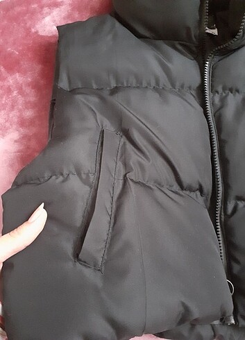 m Beden SİYAH CROP YELEK