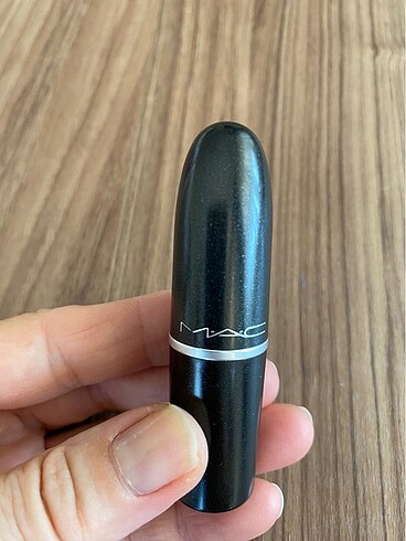 MAC MAC Ruj Matte Taupe 09