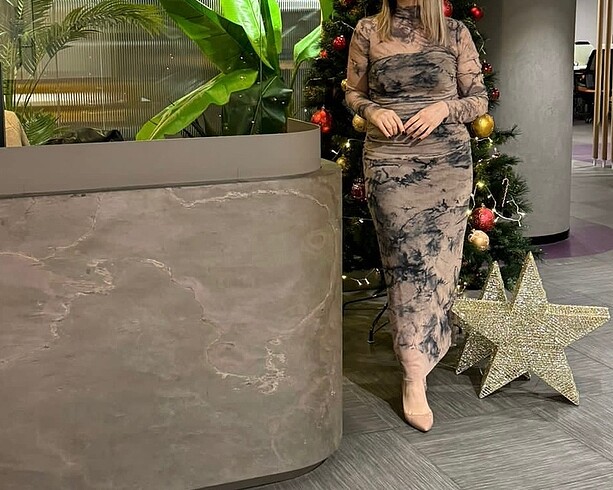 Zara Elbise