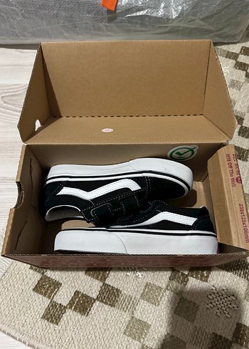 Erkek çocuk vans