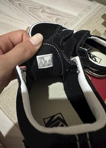 28 Beden siyah Renk Erkek çocuk vans