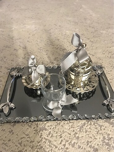 Damat Kahvesi tepsisi