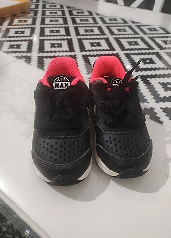 22 Beden Nike cocuk bot