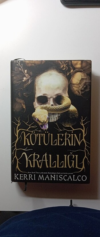 Kötülerin Krallığı Ciltli