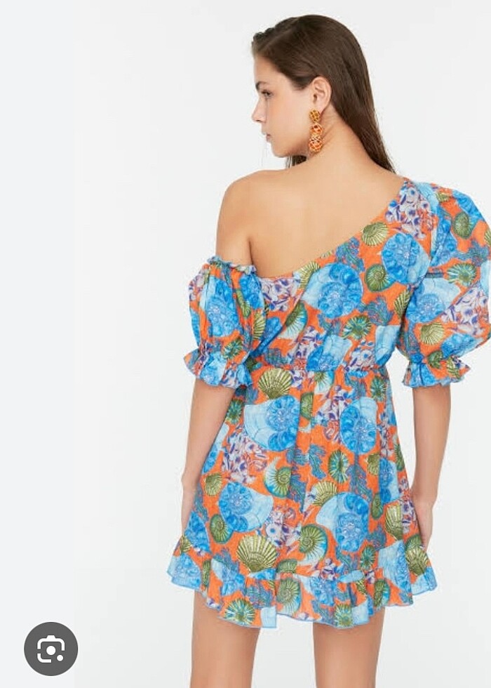 Deniz kabugu desenli elbise - Görsel 2