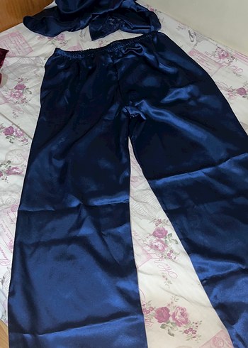 Uzun Kollu Koyu Mavi Gotik Kadın Gecelik - Görsel 4