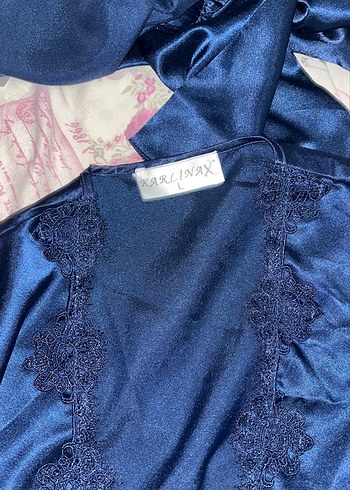 Uzun Kollu Koyu Mavi Gotik Kadın Gecelik - Görsel 3