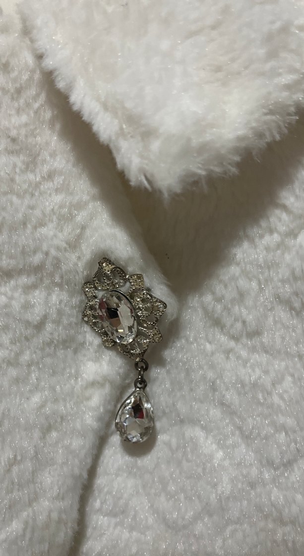 Kız Çocuk Beyaz Kürklü Uzun Kollu Bolero - Görsel 3