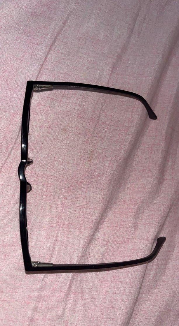 Şeffaf Gri Siyah Minimalist Kadın Gözlüğü - Görsel 4