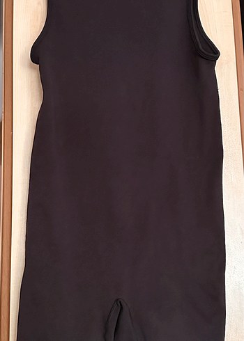 Siyah Kolsuz Mini Spor Tulum - Görsel 2