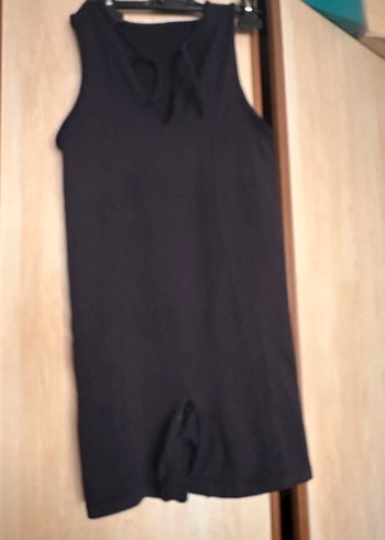 Siyah Kolsuz Mini Spor Tulum - Görsel 4