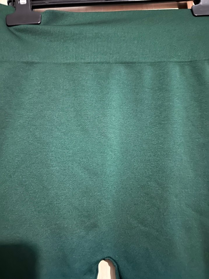 Kadın Koyu Yeşil Yüksek Bel Midi Şort - Görsel 2