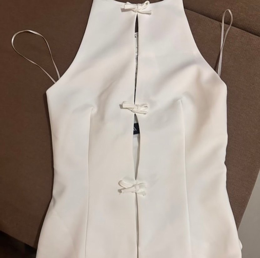 Zara Düğmeli Beyaz Mini Halter Yaka Bluz - Görsel 2