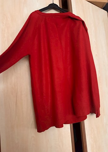 Kırmızı Kazak - Görsel 3