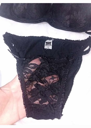 Siyah Gotik Dantel Sütyen ve Tanga Takımı - Görsel 2