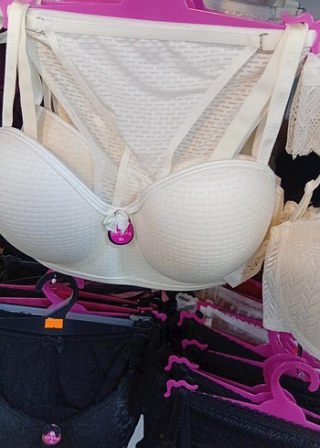 Beyaz Dantel Bohem Tarzı Sütyen - Görsel 4