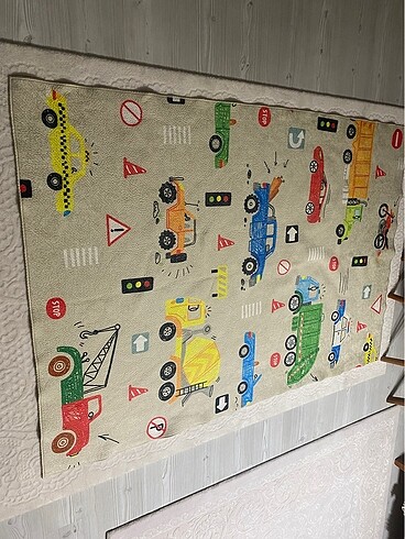  Erkek çocuk odası halı