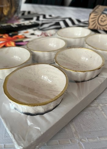 Altın Kenarlı Beyaz çerezlik - Görsel 2