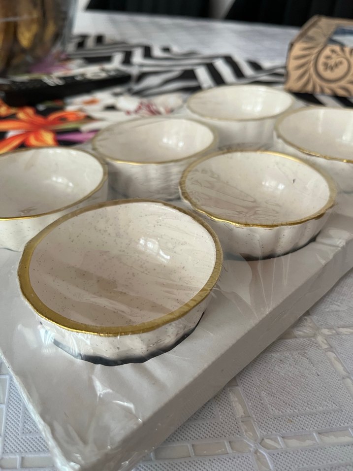 Altın Kenarlı Beyaz çerezlik - Görsel 2