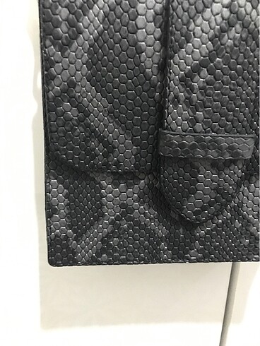 Koton Koton yılan derisi desenli çanta