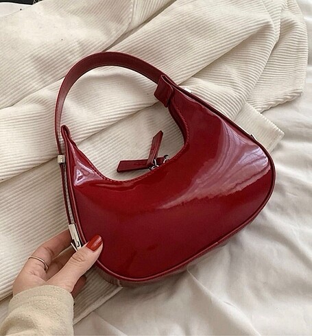 Vivienne Westwood Bordo pinterest çantası