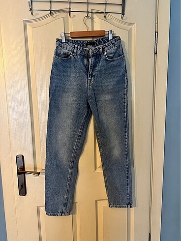Mom jeans