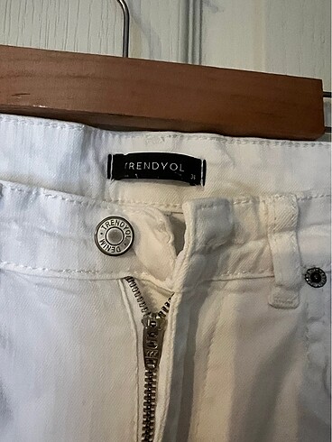 s Beden Beyaz jeans