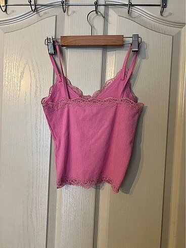 Trendyol & Milla Pembe crop