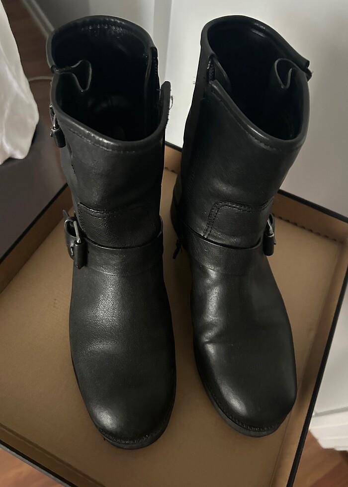 Tory Burch bot - Görsel 2