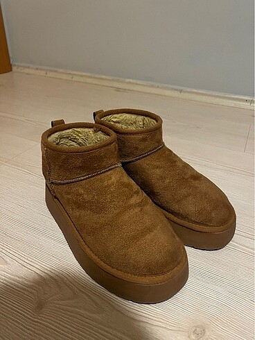 Ugg ayakkabı