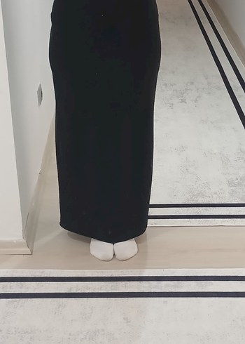 38 Beden siyah Renk Siyah Uzun ve Dar Kesim Kadın Etek